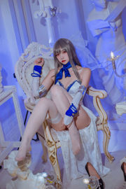 [COS Welfare] Popular Coser Nisa - Azur Lane Louis IX dress