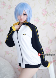 [Internet celebrity COSER photo] Miss Coser Potato Godzilla - Rem Dalam Jaket Subaru