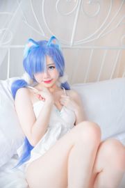 [Internet-Berühmtheit COS] Sally Dorasnow - Rem White Kitty