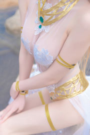 [Net Red COSER Photo] Superbe maillot de bain blanc Shimizu Yuno-Marie Rose