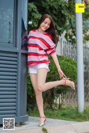 นางแบบว่านผิง "Wanping Vitality Sweater" [Iss to IESS]