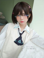 [Cosplay] 萌妹子眼酱大魔王w - 小学妹