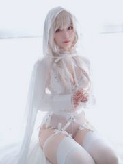 COSER Silver 81 "Pure White Saint" [Cô gái COSPLAY]