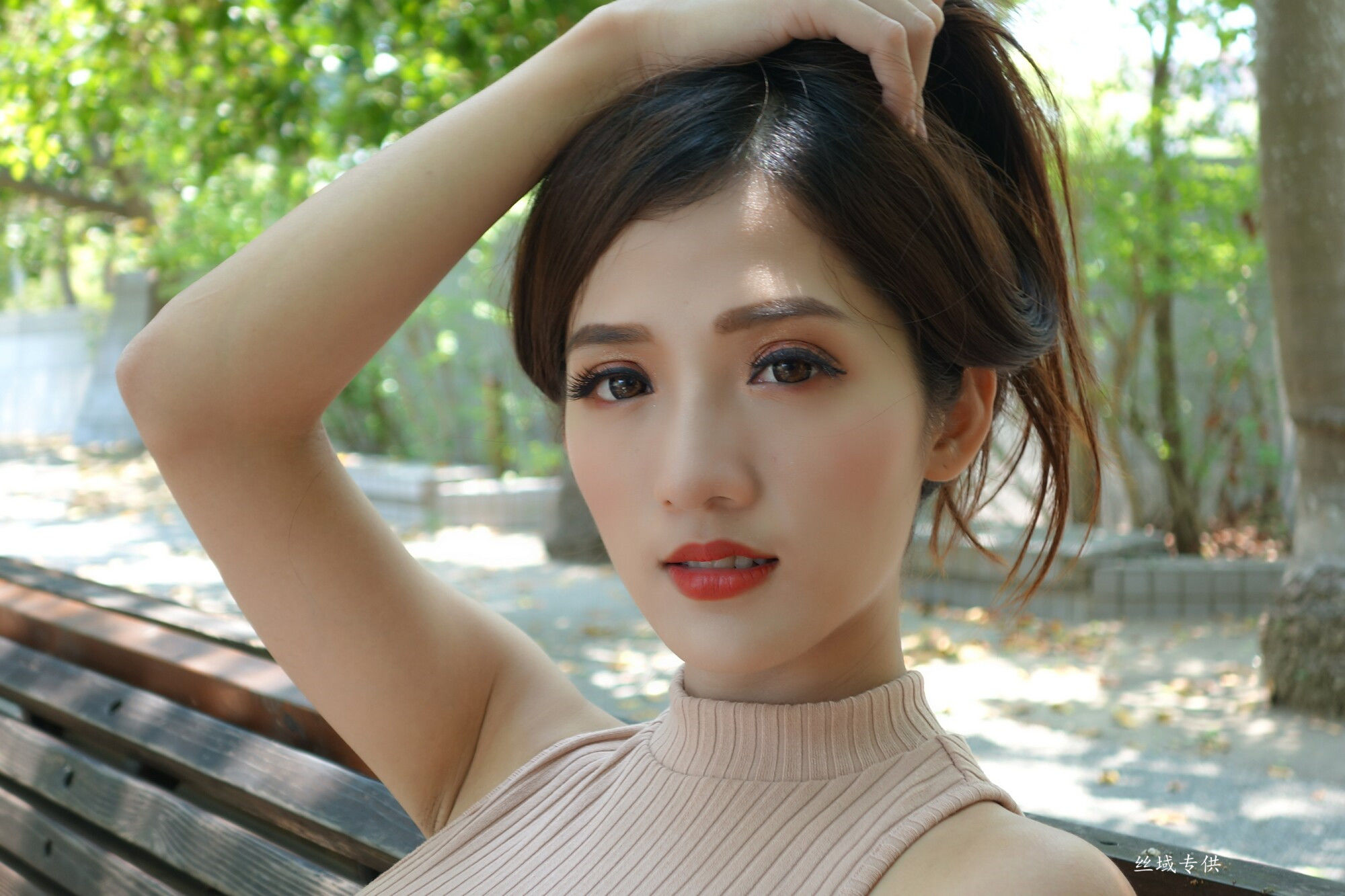 [台湾正妹] Go Go 高雄美術館 第35頁 No.e6ae0b